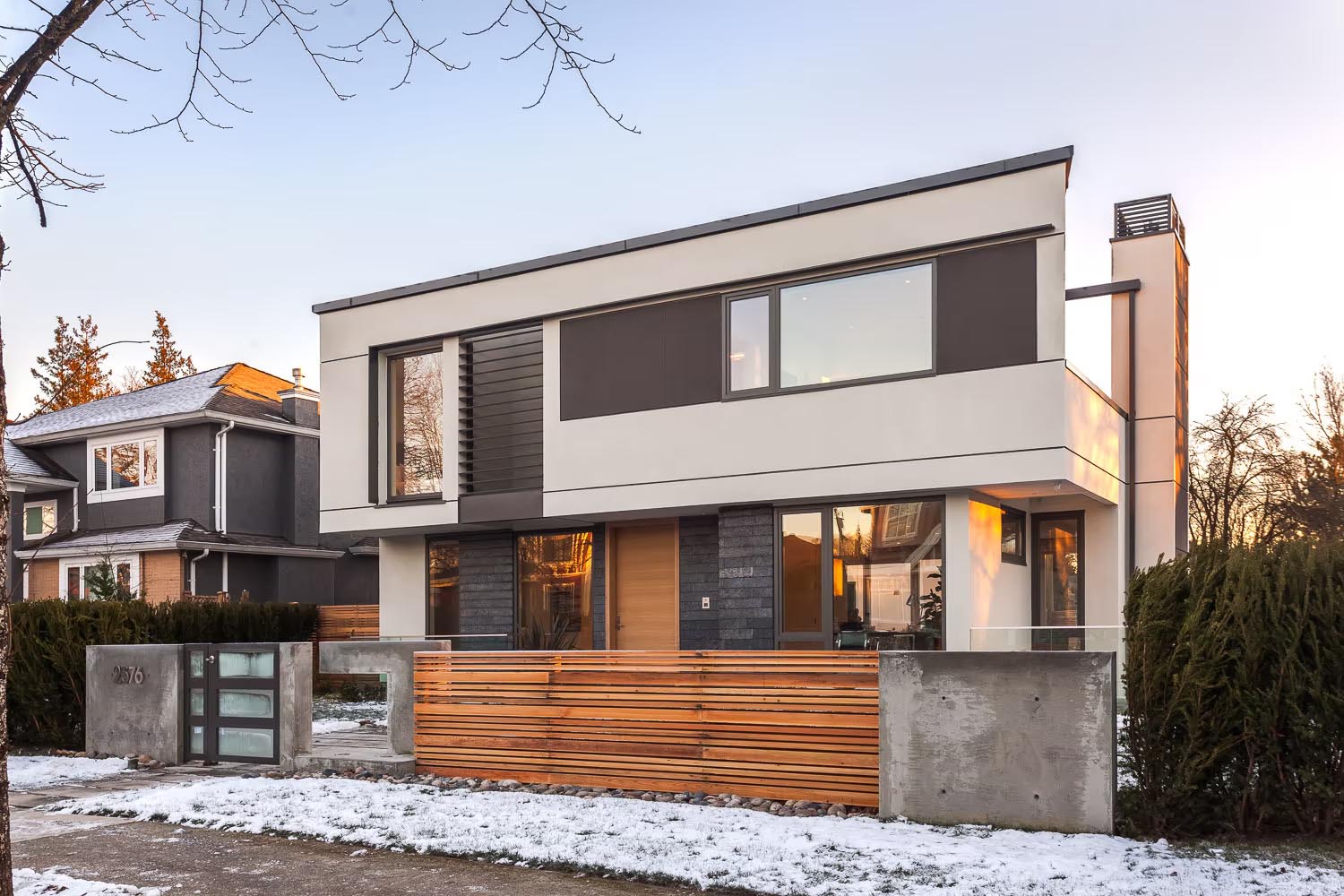 Single Family Residence – 2576 W 18th Avenue, Vancouver 001 (1)