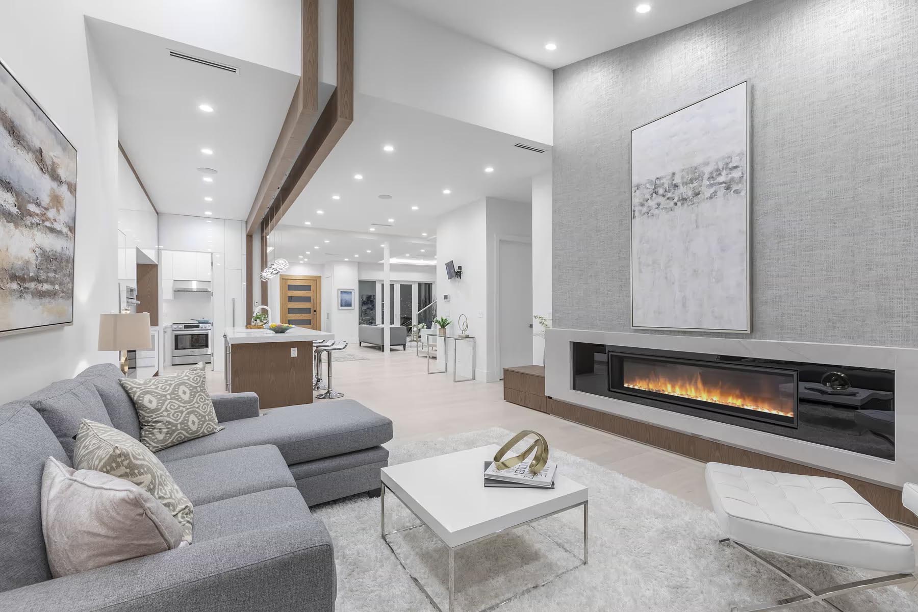 Single Family Residence – 822 Cumberland Crescent, North Vancouver 007